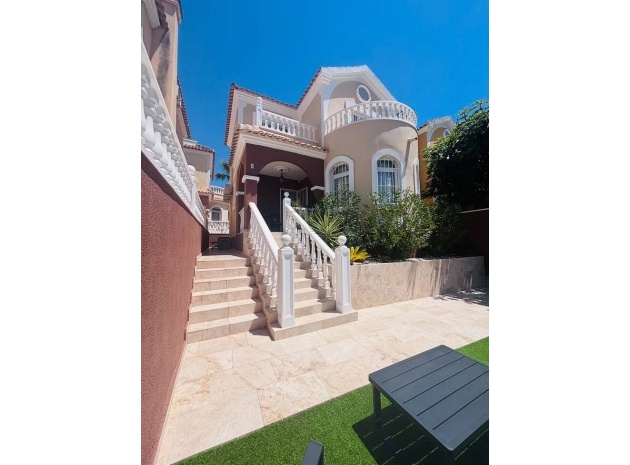 Revente - Villa - Villamartin
