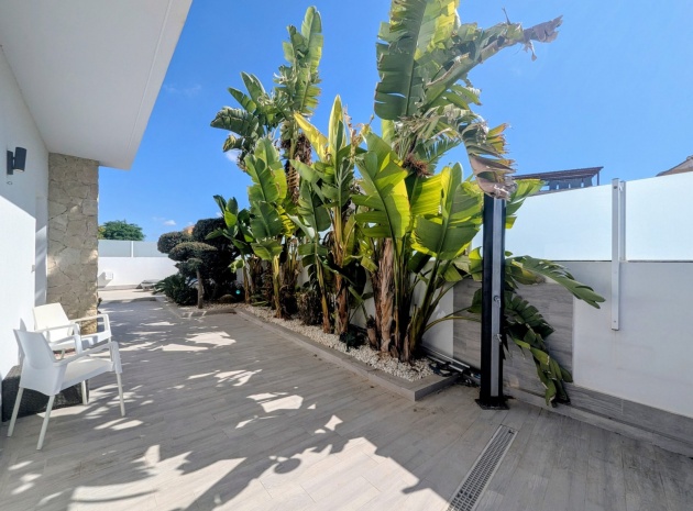 Återförsäljning - Villa - Los Montesinos - La Herrada