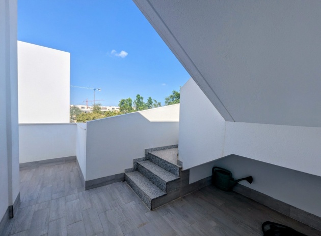 Återförsäljning - Villa - Los Montesinos - La Herrada