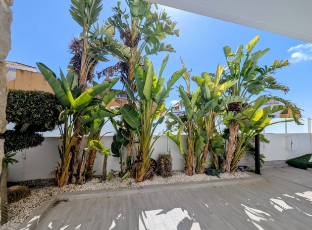 Återförsäljning - Villa - Los Montesinos - La Herrada