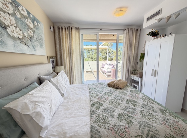 Återförsäljning - Villa - Mil Palmeras - Beachside Mil Palmeras