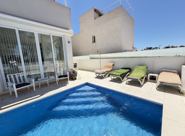 Återförsäljning - Villa - Mil Palmeras - Beachside Mil Palmeras