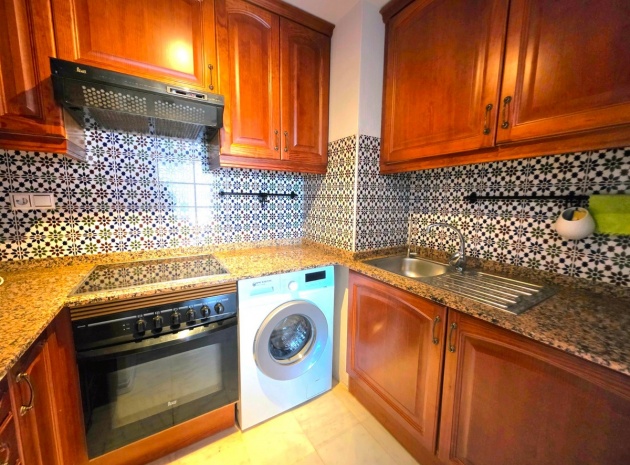 Wiederverkauf - Wohnung - Torrevieja - Torrevieja Centro
