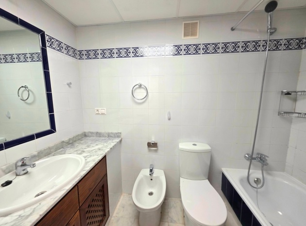 Wiederverkauf - Wohnung - Torrevieja - Torrevieja Centro