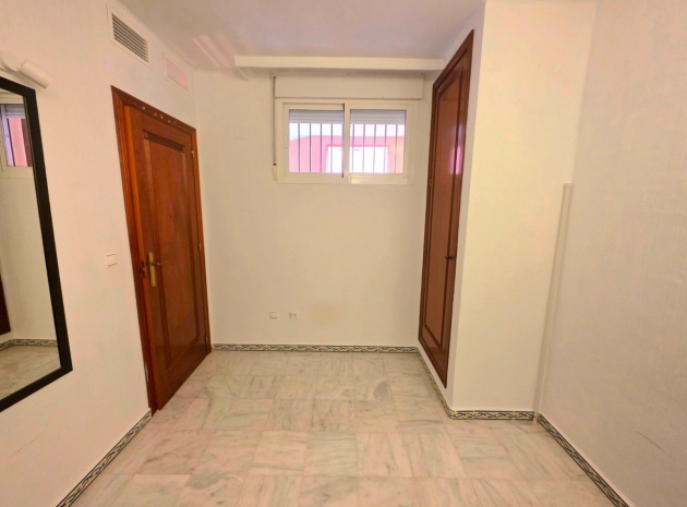 Wiederverkauf - Wohnung - Torrevieja - Torrevieja Centro