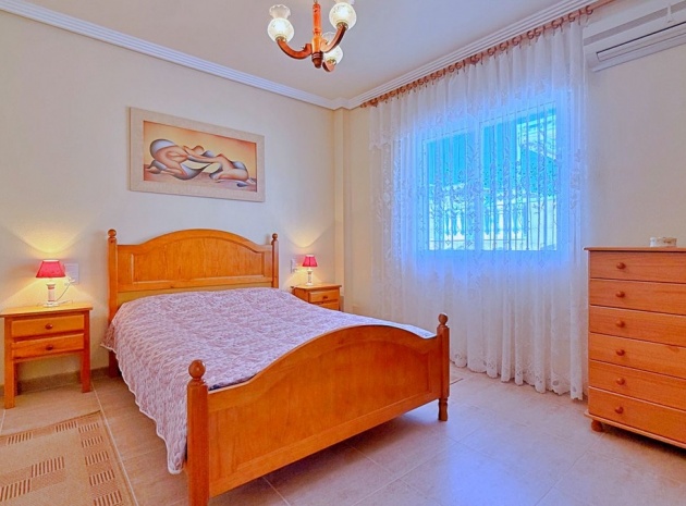 Wiederverkauf - Villa - Orihuela - Orihuela Costa