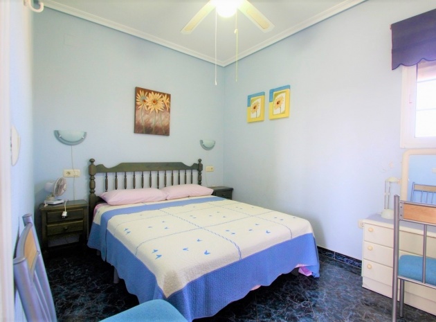 Återförsäljning - Villa - Villamartin - blue lagoon