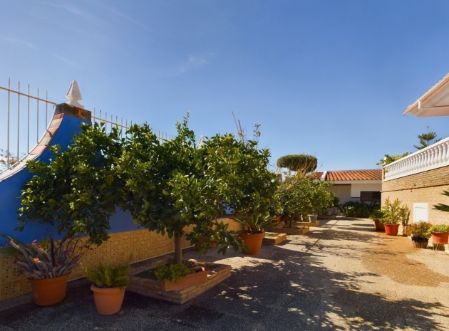 Återförsäljning - Villa - Los Alcazares