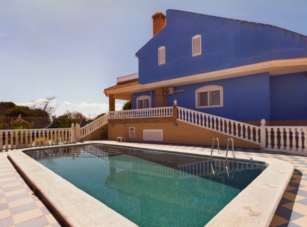 Återförsäljning - Villa - Los Alcazares