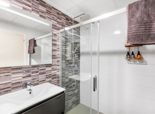 Wiederverkauf - Wohnung - Pilar de la Horadada - Pilar de la Horadada Centro