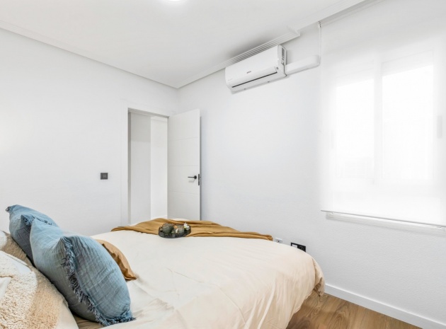Resale - Apartment - Orihuela - Playa Flamenca