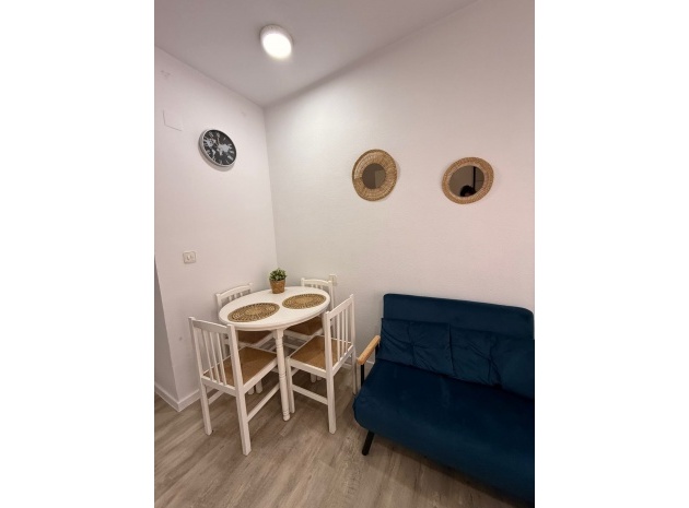 Wiederverkauf - Wohnung - Torrevieja - Torrevieja Centro