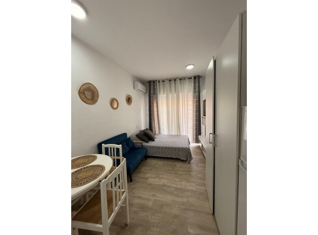 Wiederverkauf - Wohnung - Torrevieja - Torrevieja Centro