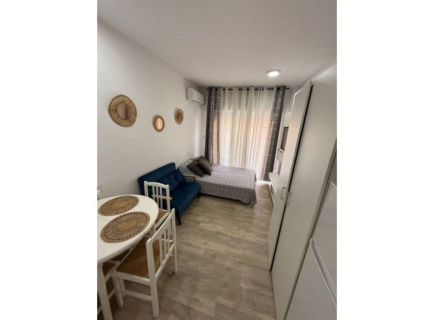 Wiederverkauf - Wohnung - Torrevieja - Torrevieja Centro
