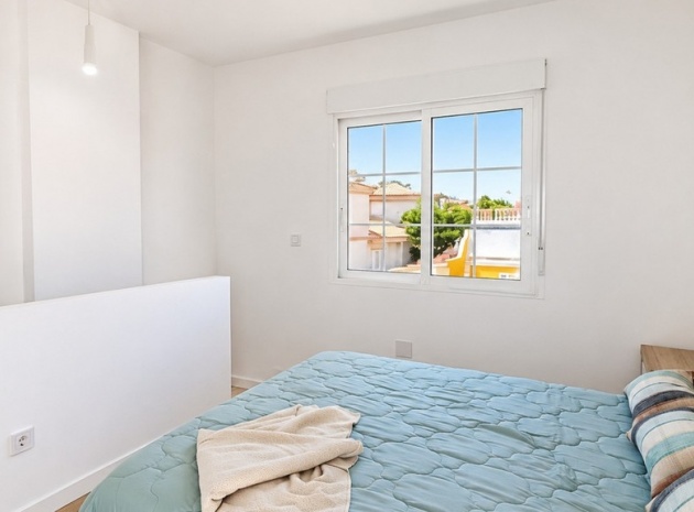 Återförsäljning - Radhus - Orihuela - Los Altos