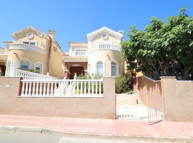 Wiederverkauf - Villa - Orihuela - Orihuela Costa