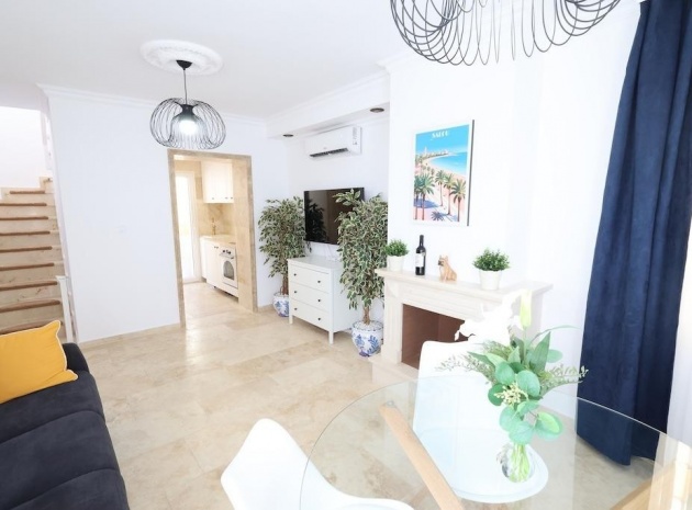 Wiederverkauf - Villa - Orihuela - Orihuela Costa