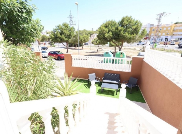 Wiederverkauf - Villa - Orihuela - Orihuela Costa
