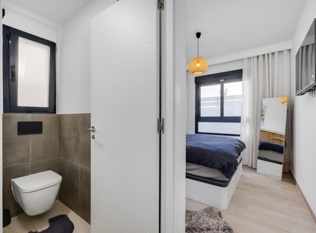 Wiederverkauf - Wohnung - Torrevieja - Torrevieja Centro