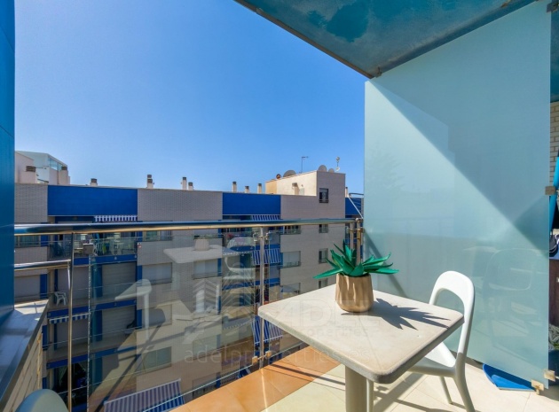 Resale - Apartment - Torrevieja - Playa De Los Locos