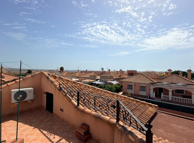 Revente - Villa - Los Montesinos - La Herada