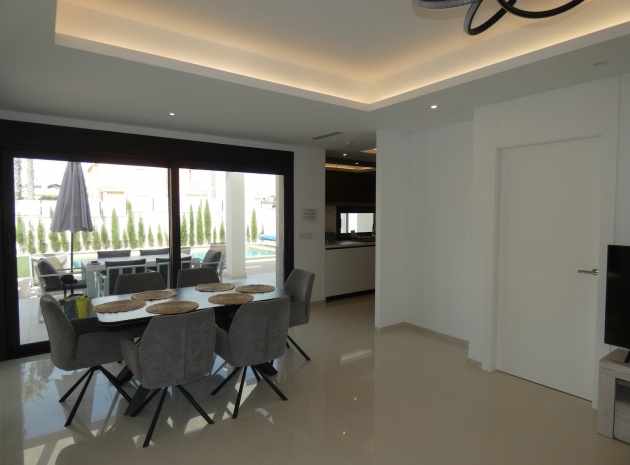 Resale - Villa - Ciudad Quesada