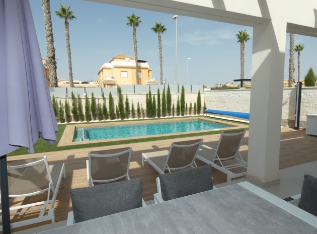 Resale - Villa - Ciudad Quesada