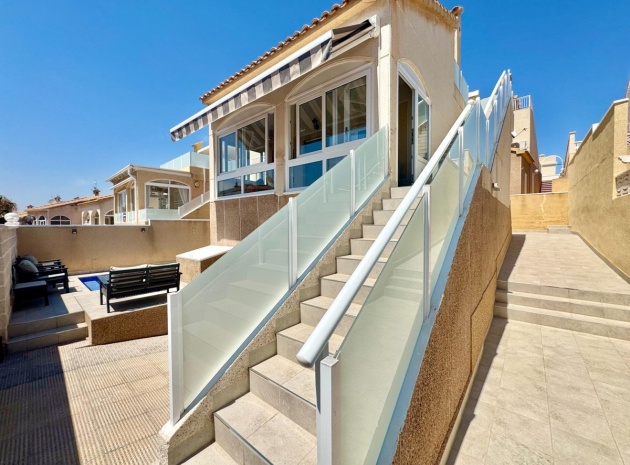 Resale - Villa - Alicante - La Florida