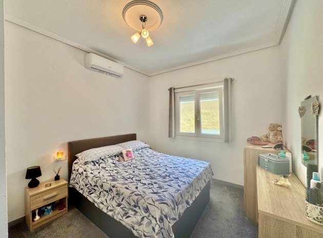 Resale - Villa - Alicante - La Florida