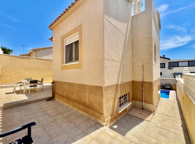Resale - Villa - Alicante - La Florida