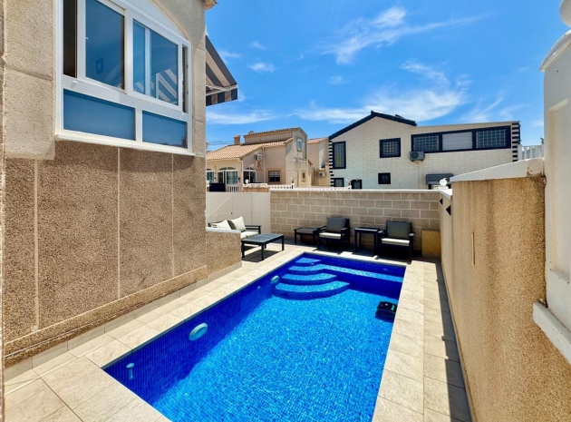 Resale - Villa - Alicante - La Florida