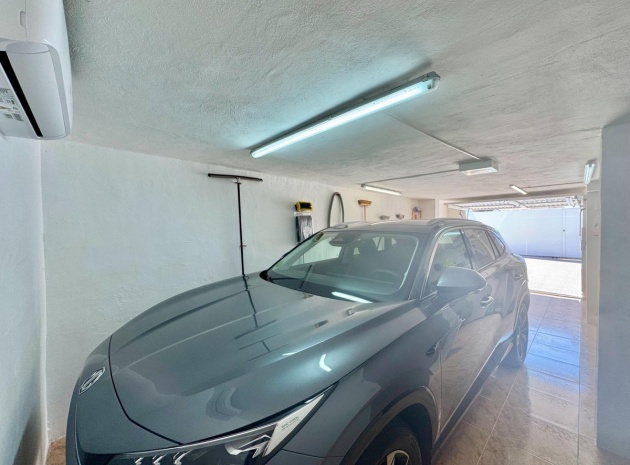 Resale - Villa - Alicante - La Florida