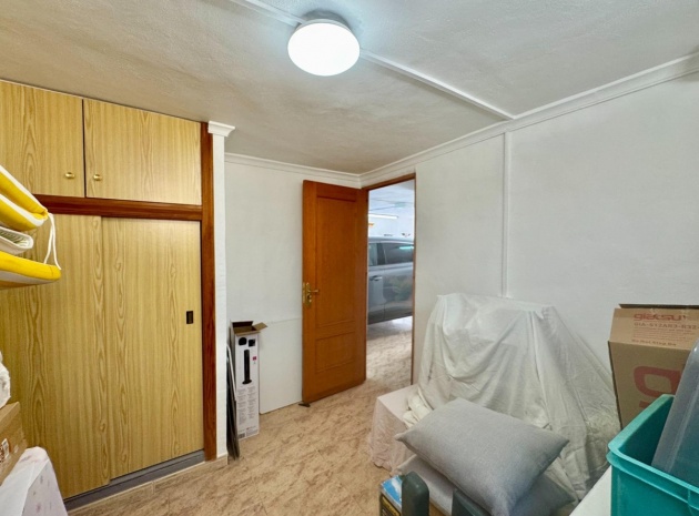 Resale - Villa - Alicante - La Florida