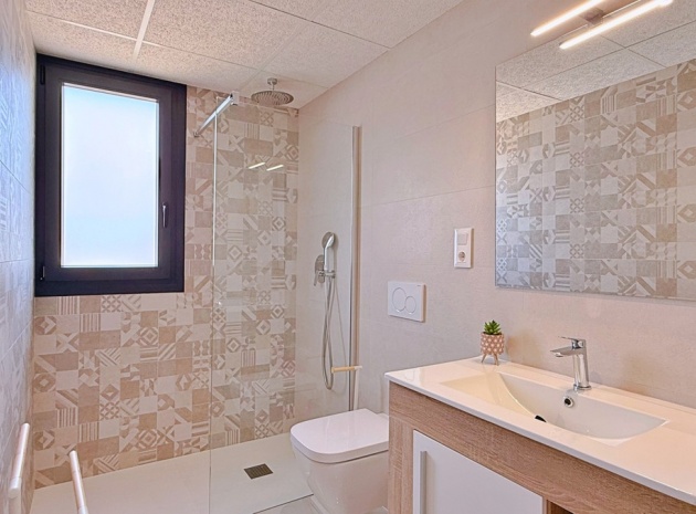 Resale - Apartment - Orihuela - Orihuela Costa