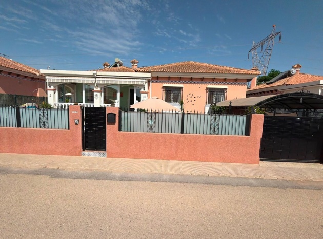 Resale - Villa - Los Montesinos - Los Montesinos Centro