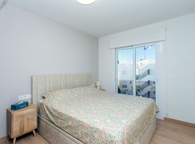 Resale - Apartment - Guardamar del Segura - El Raso