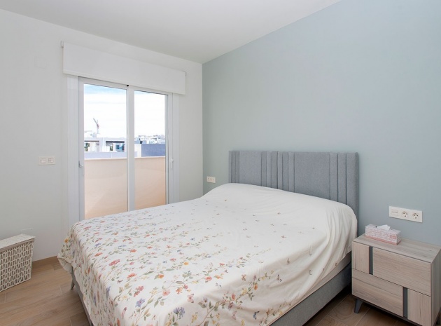 Resale - Apartment - Guardamar del Segura - El Raso