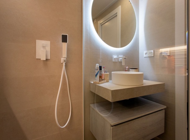 Resale - Apartment - Guardamar del Segura - El Raso