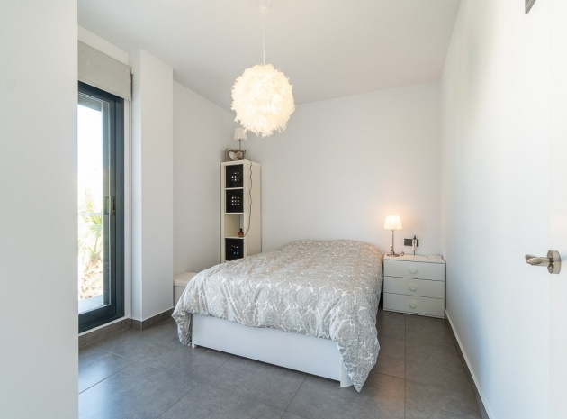 Resale - Apartment - Villamartin - La Fuente