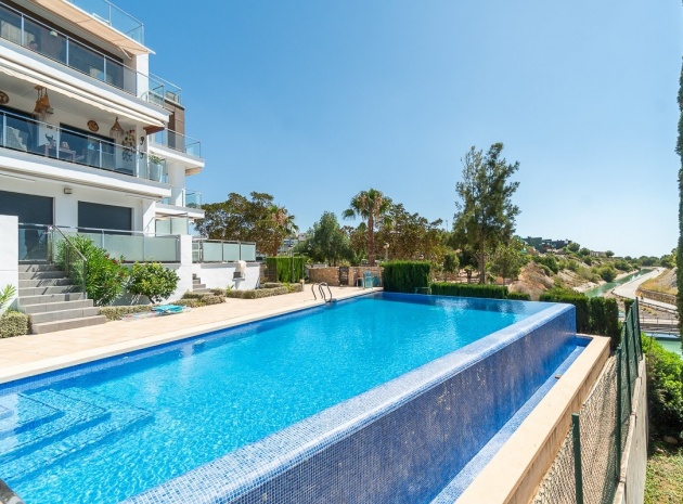 Resale - Apartment - Villamartin - La Fuente