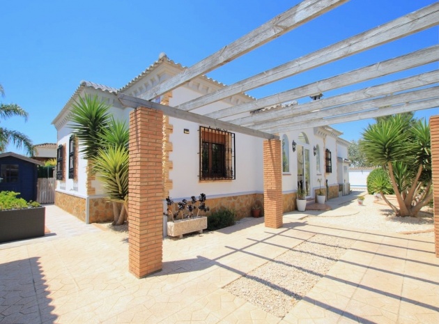 Återförsäljning - Villa - Formentera del Segura