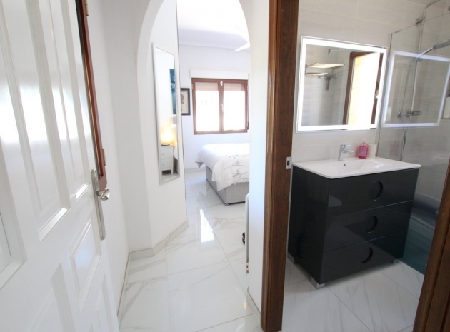 Återförsäljning - Villa - Formentera del Segura