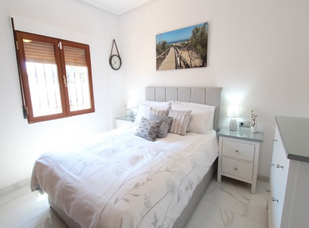 Återförsäljning - Villa - Formentera del Segura
