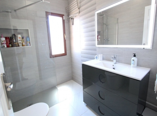 Återförsäljning - Villa - Formentera del Segura