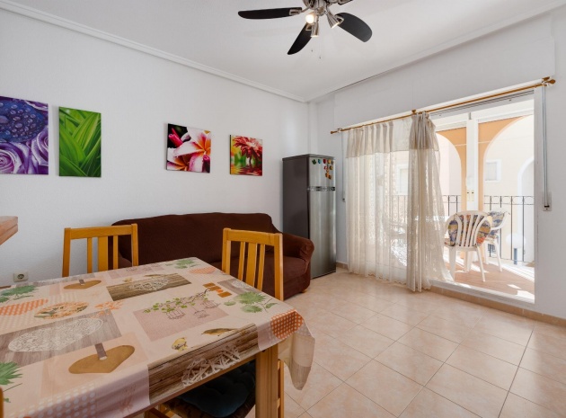 Resale - Apartment - Torrevieja - Beachside Torrevieja