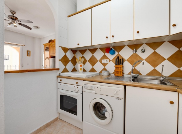 Resale - Apartment - Torrevieja - Beachside Torrevieja