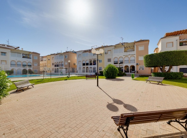 Resale - Apartment - Torrevieja - Beachside Torrevieja