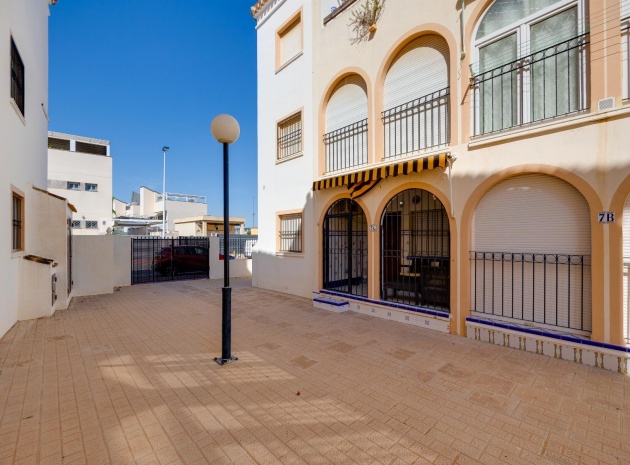 Resale - Apartment - Torrevieja - Beachside Torrevieja