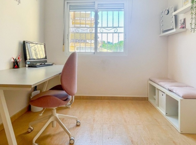 Resale - Townhouse - Orihuela - Punta Prima