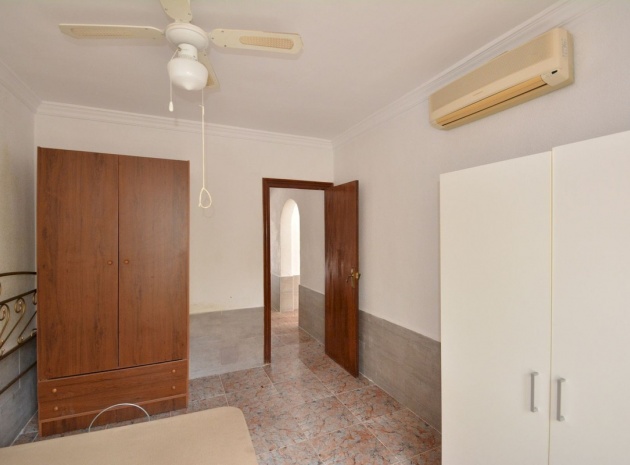 Resale - Townhouse - Torrevieja - Torrevieja Centro